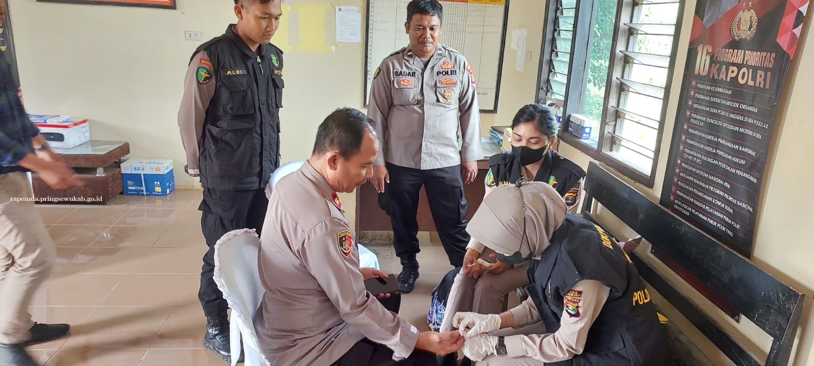 Urkes Polres Tubaba Cek Kesehatan Personel Polsek Gunungagung & Lambukibang