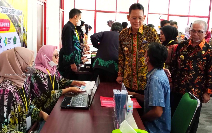 Pertama di Lampung Penjabat Bupati Pringsewu Launching Klinik UMKM 